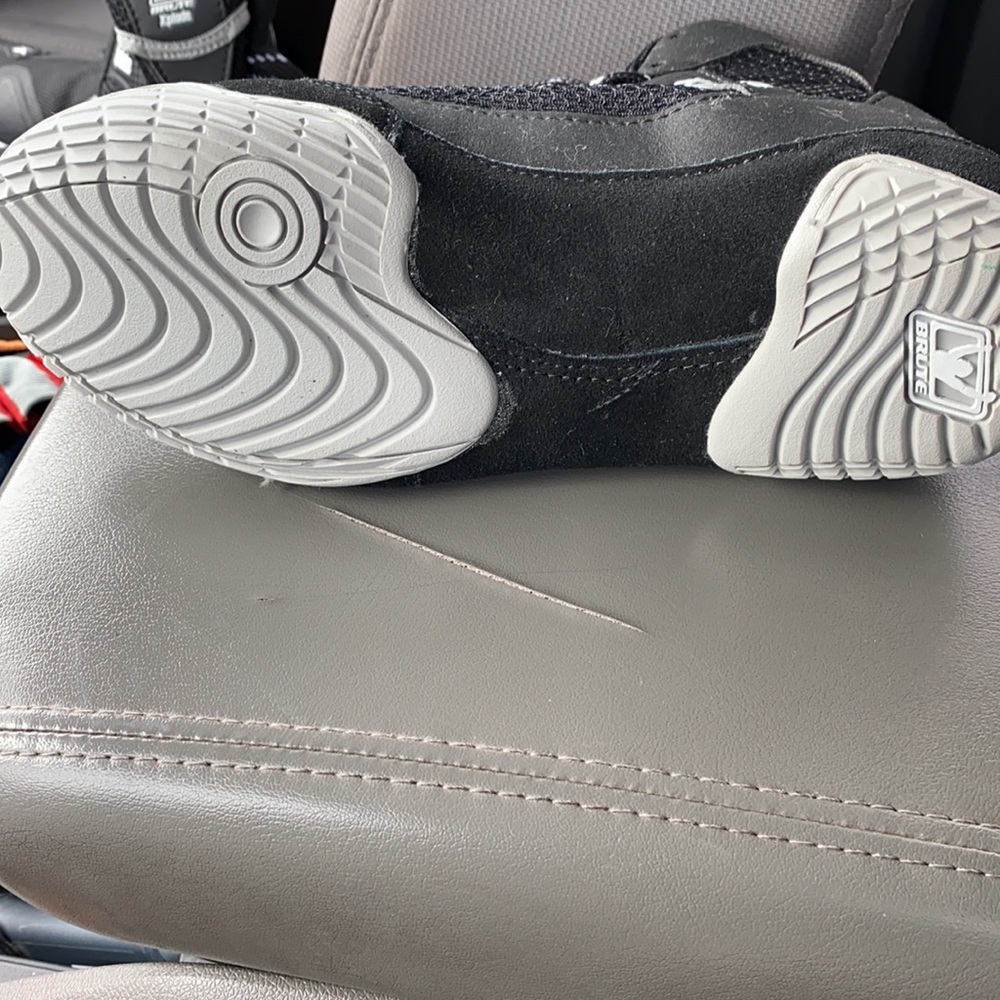 Sports shoe - Picture 6 of 6